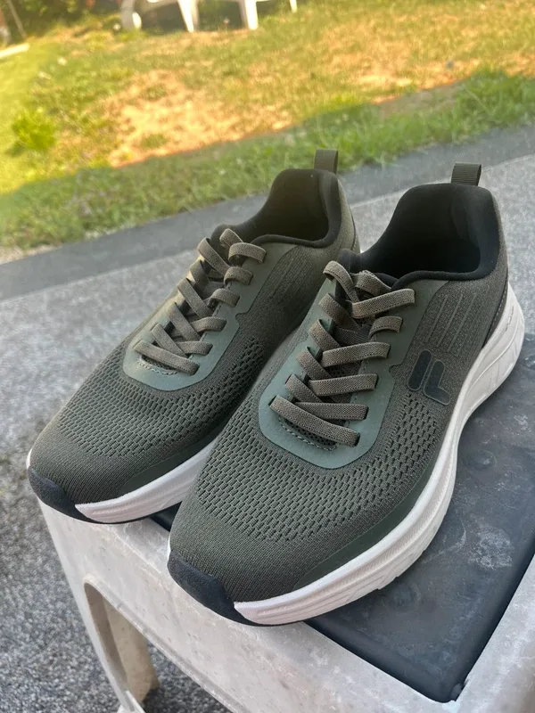 Baskets FILA, 42 poiture