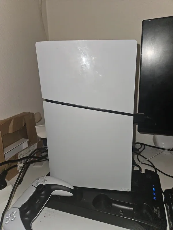 Ps5 slim 1000go tres bon etat