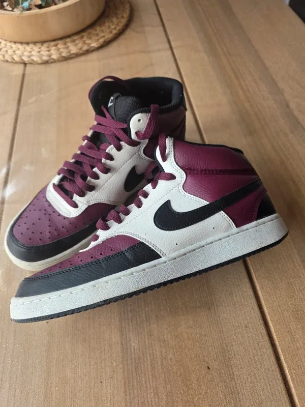 Baskets nike 42