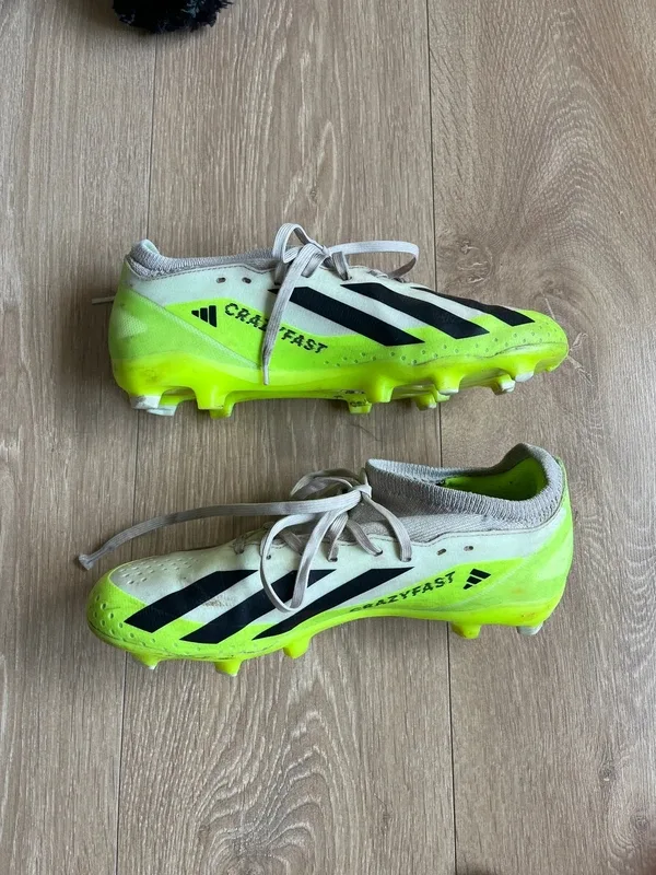 Adidas, chaussure de football, pointure 40
