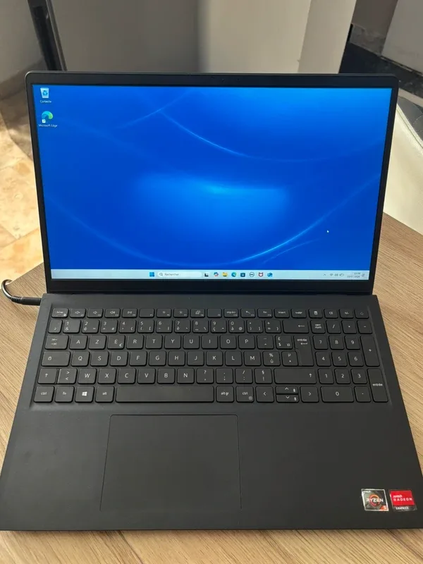 PC portable Dell Inspiron 15 3515-Ryzen 5-8 Go RAM-SSS 256 Go
