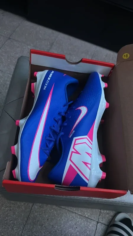 Performance Nike, Poitire 42